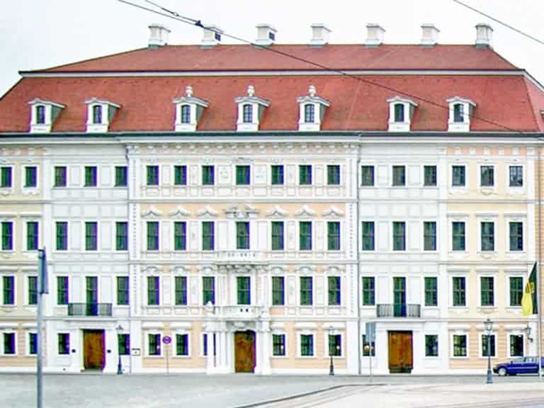 Taschenbergpalais